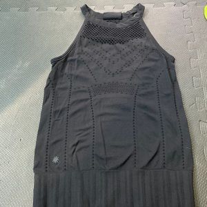 Athleta dry fit tank top